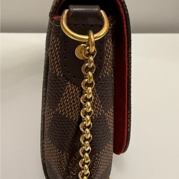 Louis Vuitton Damier Ebene Favorite PM - Picture 11 of 16